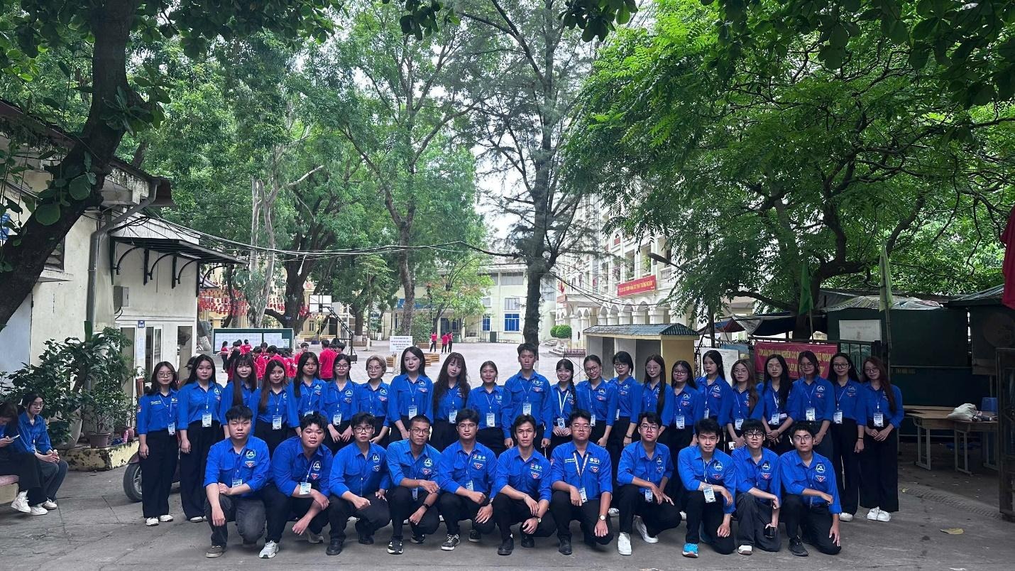 Tuổi trẻ Trường Đại học Công đoàn tham gia chương trình tiếp sức mùa thi đợt 2 kỳ thi tốt nghiệp THPT năm 2026