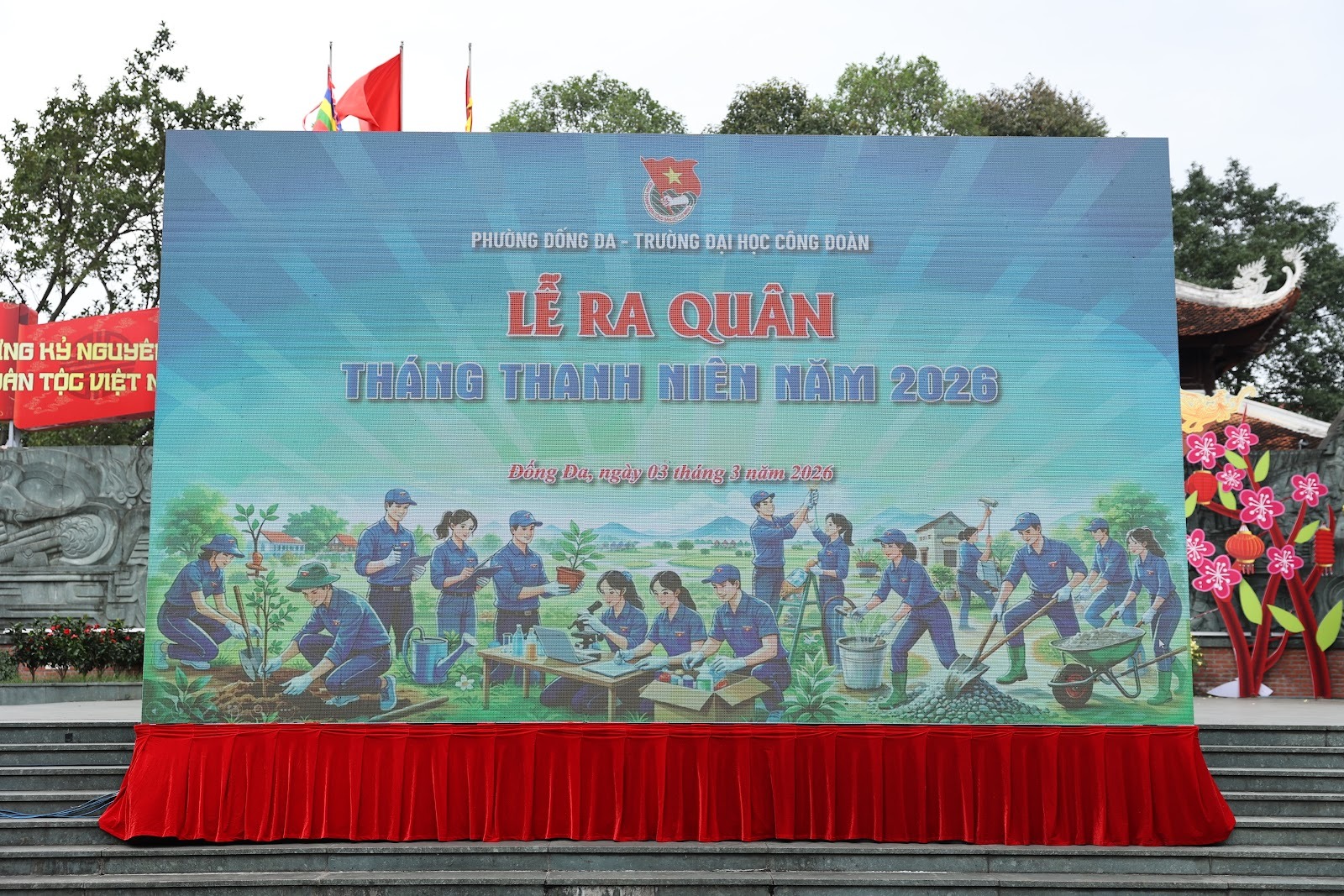 Tuổi trẻ Trường Đại học Công đoàn ra quân tháng Thanh niên năm 2026